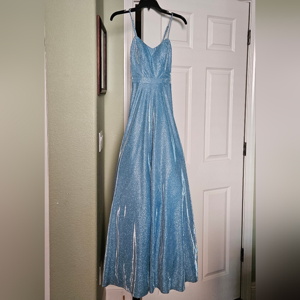 Elegant Blue Maxi Gown perfect for Prom or pageant